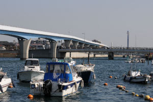 平潟湾と『野島公園駅』