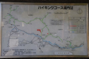 ハイキングコース案内図