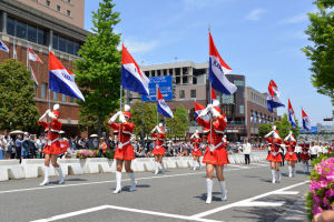 県警察音楽隊カラーガード