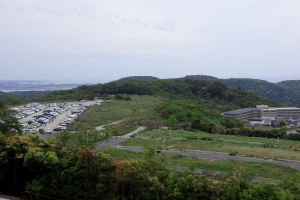 駐車場の先は三浦半島の荒崎方面