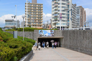 江の島地下道