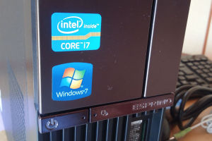 CPUはintel CORE i7