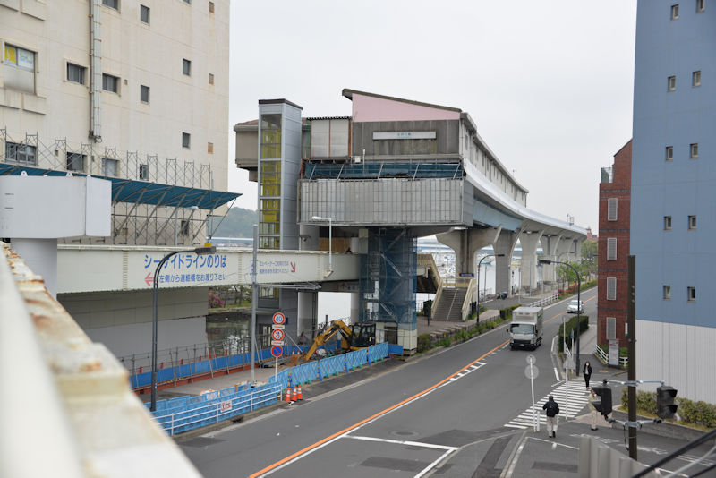 シーサイドライン八景駅