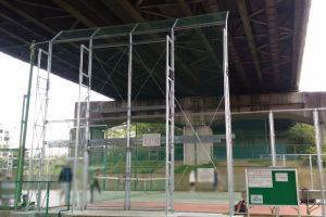 テニスコートフェンスの改修工事