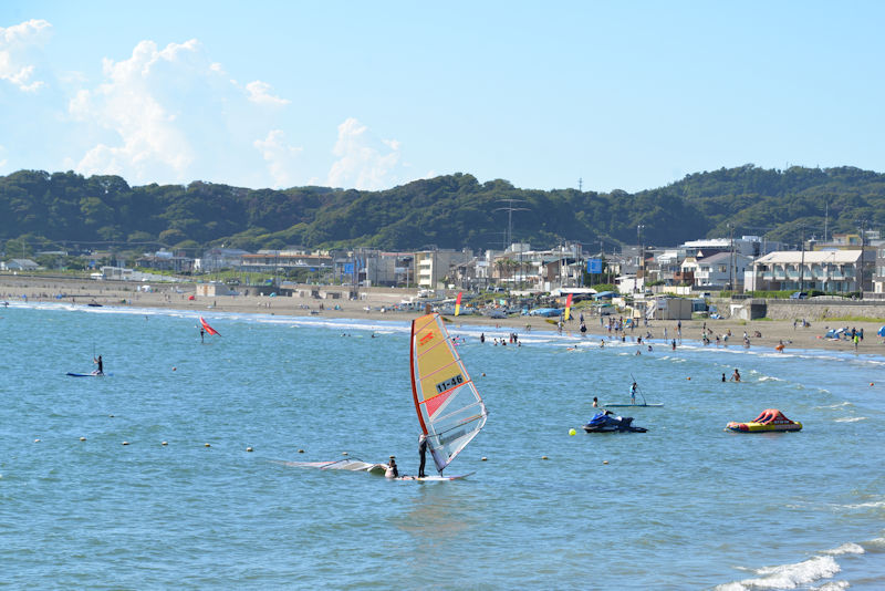 鎌倉材木座海岸