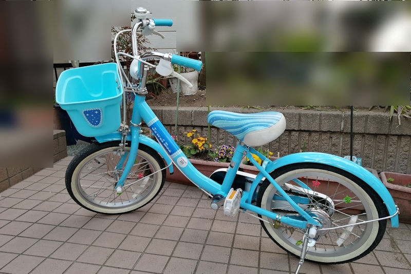 水色の自転車