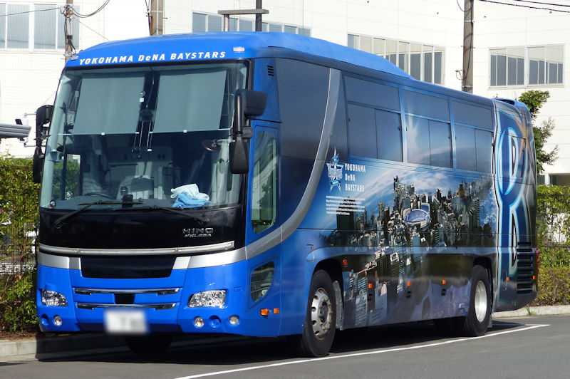 大型バスが停まっていました