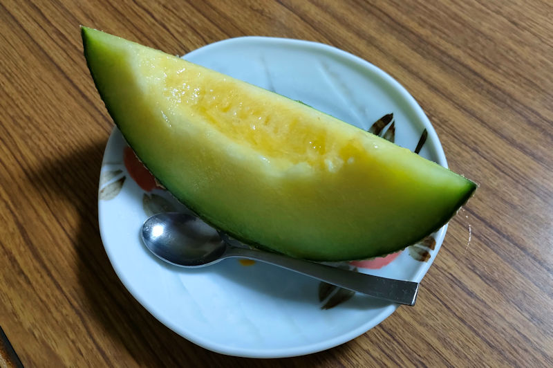 きれいな色合いの果肉