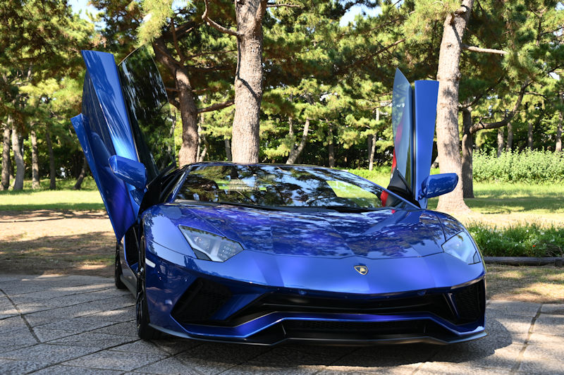 ランボルギーニ Aventador S