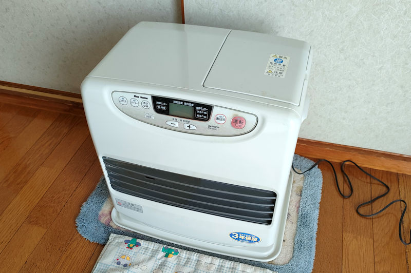 石油ファンヒーター