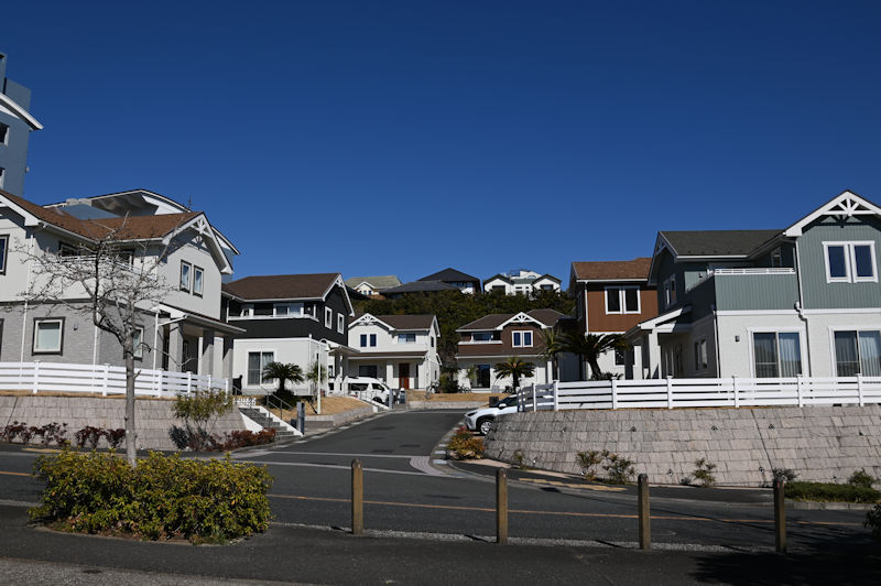 湘南国際村の閑静な住宅街