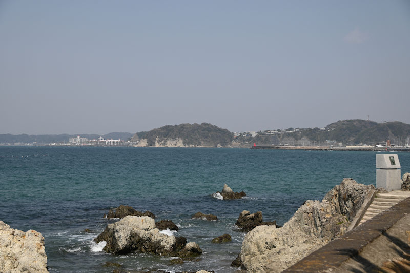 逗子の披露山が見えています